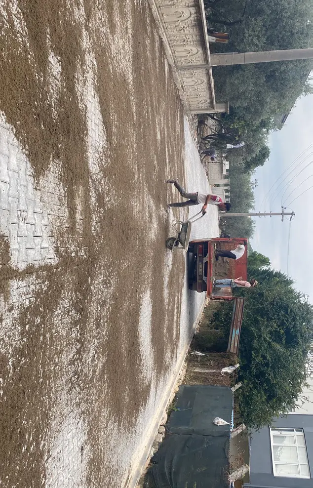Yalova Çınarcık Belediyesi Kilitli Parke Taş, Bordür ve Oluk Döşenmesi İşi projesi saha fotoğrafı (1/6)