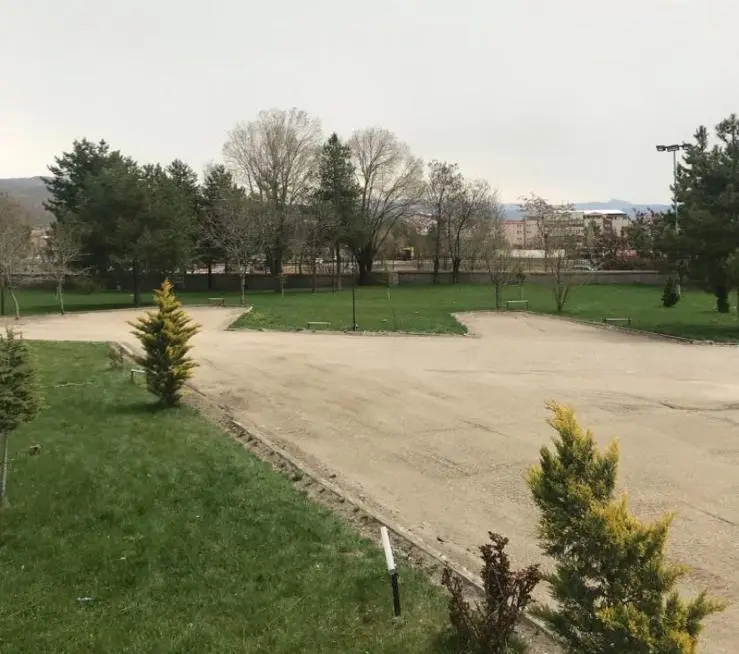 T.C. Bingöl Valilik Binası Sert Zemin ve Peyzaj Çalışmaları Yapım İşi projesi saha fotoğrafı (4/6)