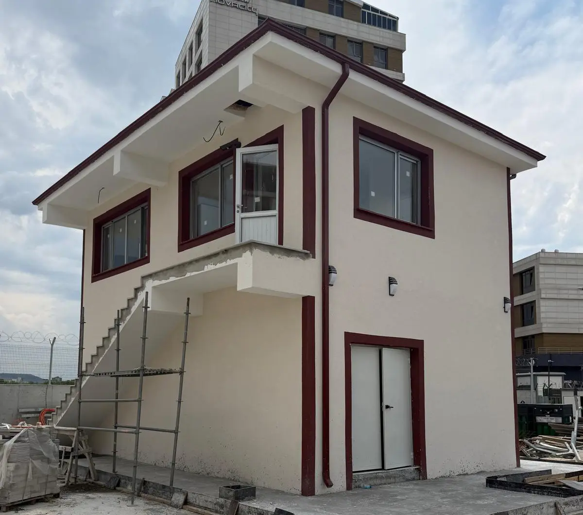 Eskişehir G.İ.S. ve Atölye Binası İnce İşlerin Yapımı projesi saha fotoğrafı (5/6)