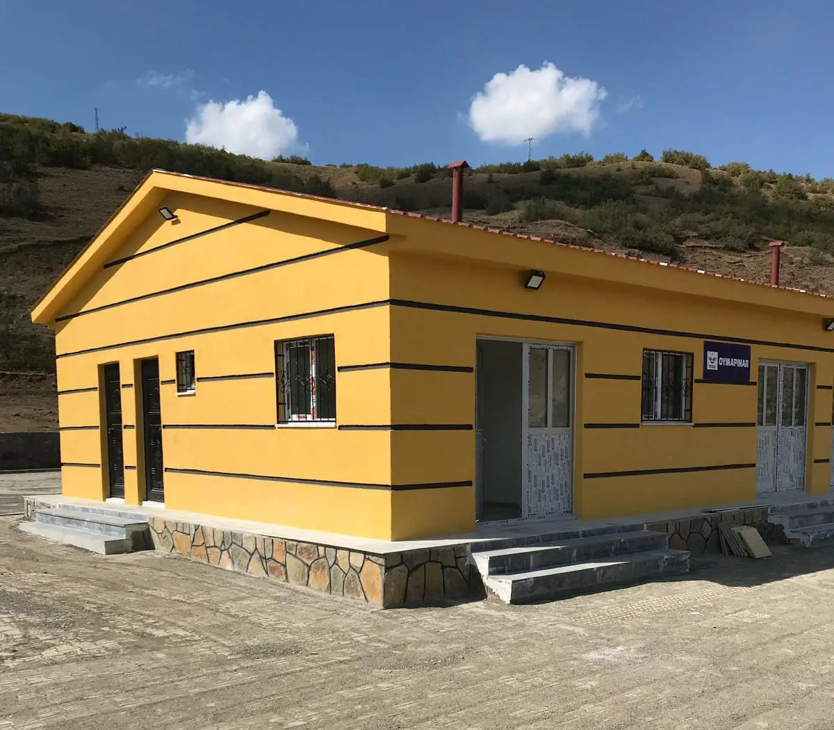 Oymapınar İstasyon Binası Yapımı ve km230+800 Ulukaya, km188+600 Uyanık'a Duraklı Peron Yapılması İşi projesi saha fotoğrafı (6/6)